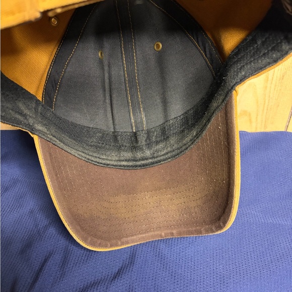 Carhartt Two-Tone Tan and Black Workwear Cap - Picture 3 of 4